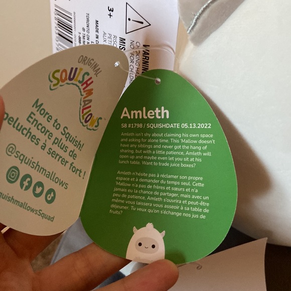 Amleth holiday 8 inch clip duo squishmallow winter yeti - Picture 6 of 6